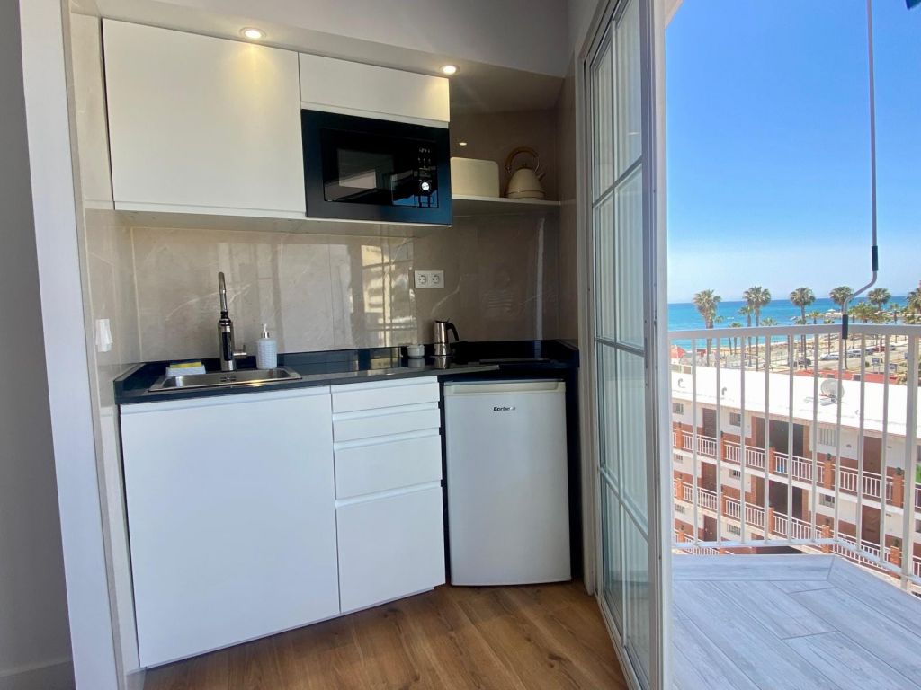 Mediterrán Életérzés a Costa del Sol Szívében - Pedro apartment Benalmadena